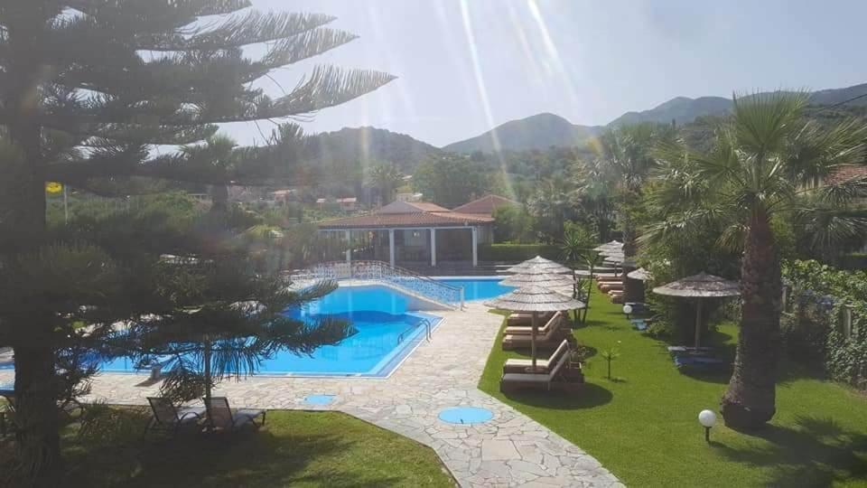 Hellens Village Almiros Beach Exterior foto